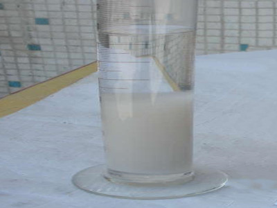 膨潤(rùn)土溶解后靜置24h